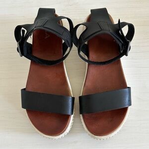 MIA Womens Lunna Open Toe Casual Ankle Strap Sandals.